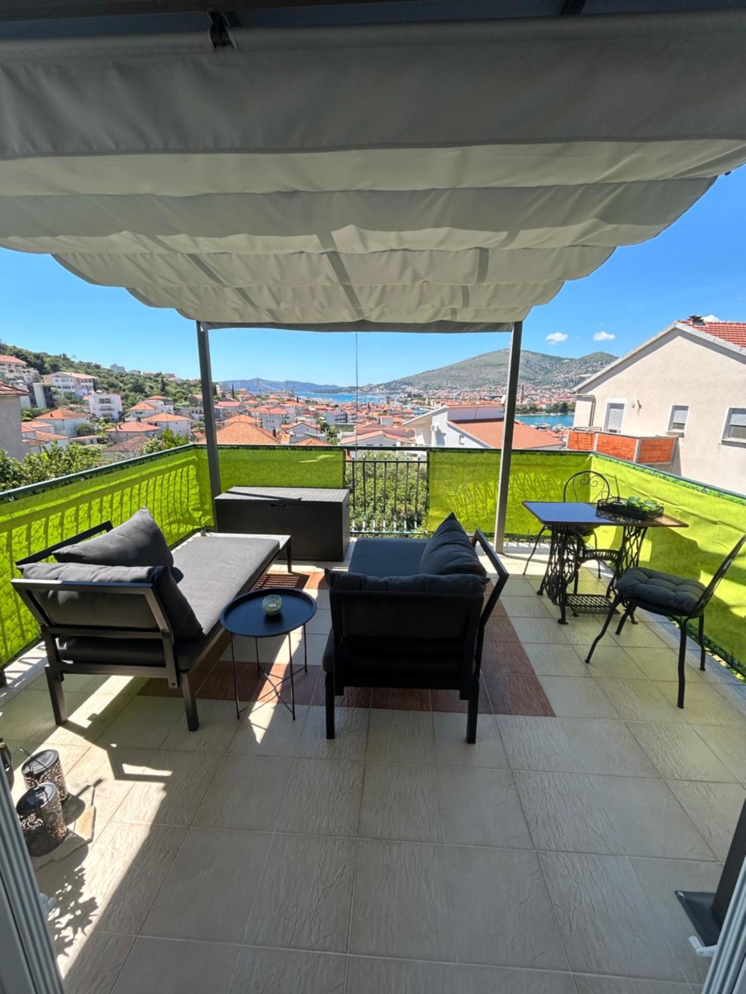 Apartment Salov Trogir Exterior photo